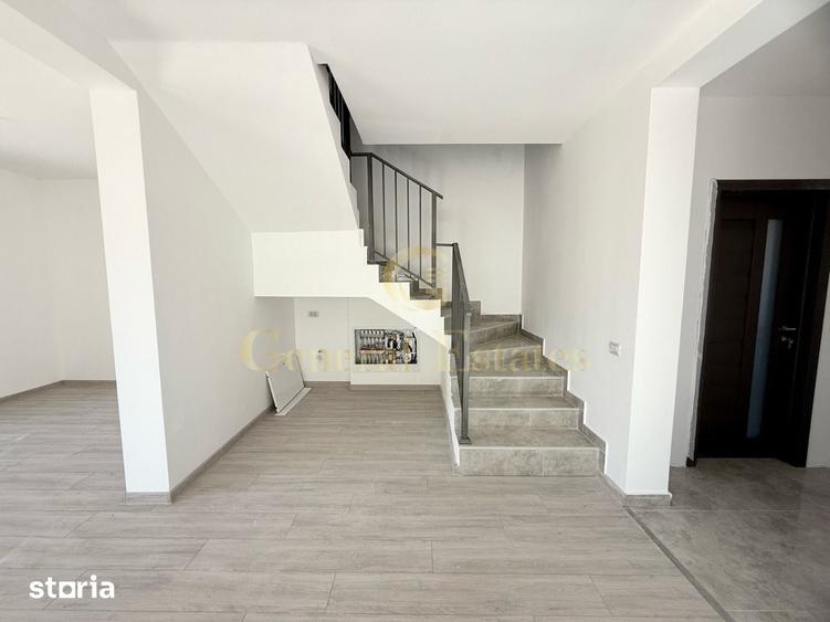 Casă cu 4 camere cu Teren 250 Mp în Tărlungeni