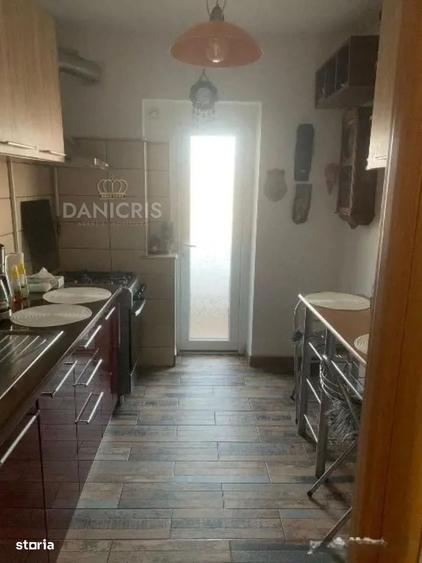 Apartament cu 2 camere decomandat în Anda