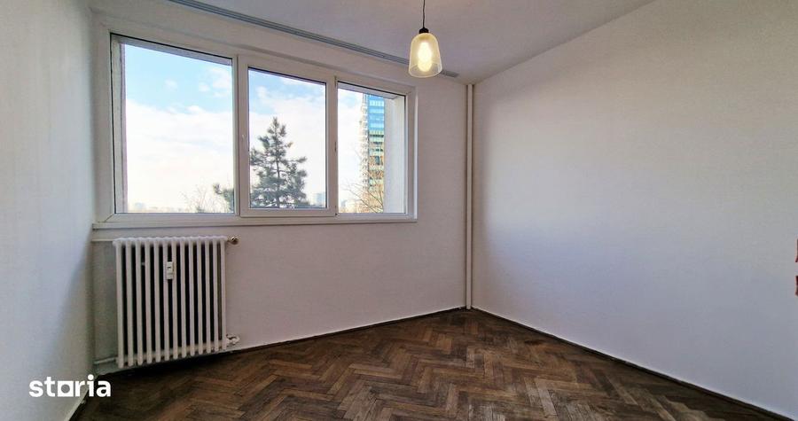 Apartament cu 3 camere decomandat în Floreasca
