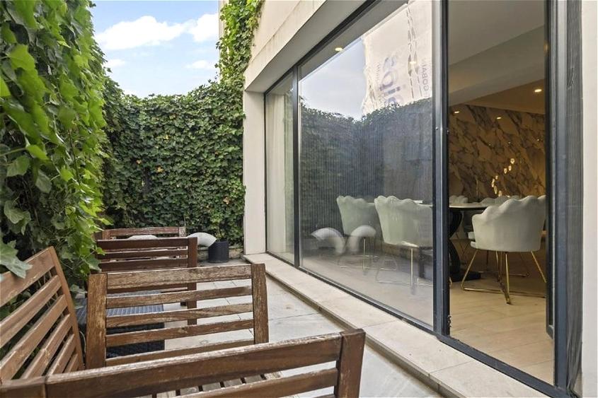 Apartament cu 3 camere semidecomandat, mobilat în Pipera