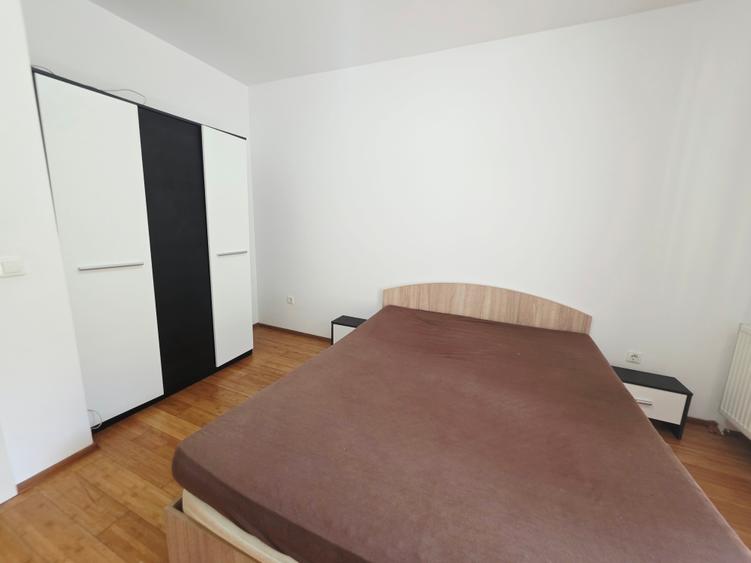 Apartament cu 2 camere semidecomandat în Bartolomeu