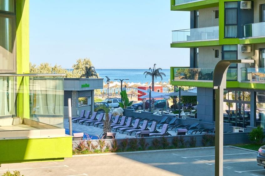 Apartament cu 3 camere decomandat în Mamaia-Sat