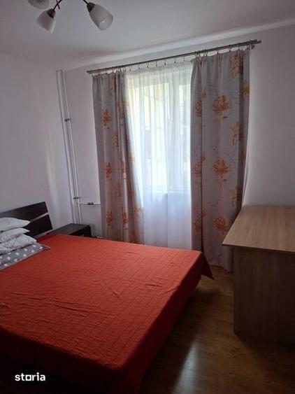 Apartament cu 3 camere decomandat în Berceni