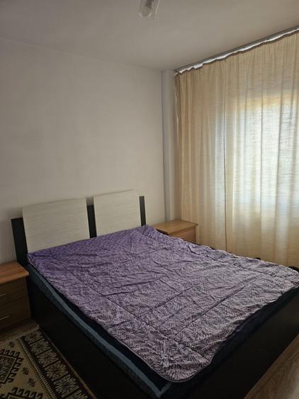 Apartament cu 2 camere decomandat în Petroșani