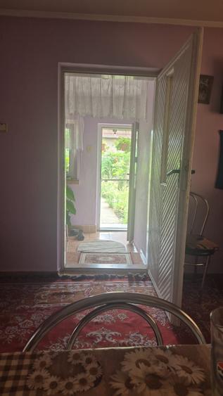 Casă cu 4 camere în Chieșd