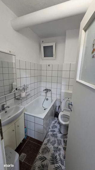 Apartament cu 2 camere în Micro 14