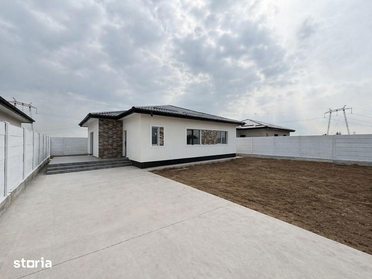 Casă cu 4 camere cu Teren 350 Mp în Clinceni