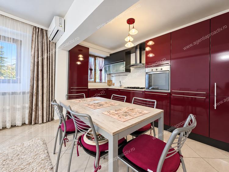 Apartament cu 3 camere decomandat în