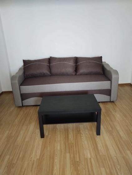 Apartament cu 3 camere decomandat în Popoveni