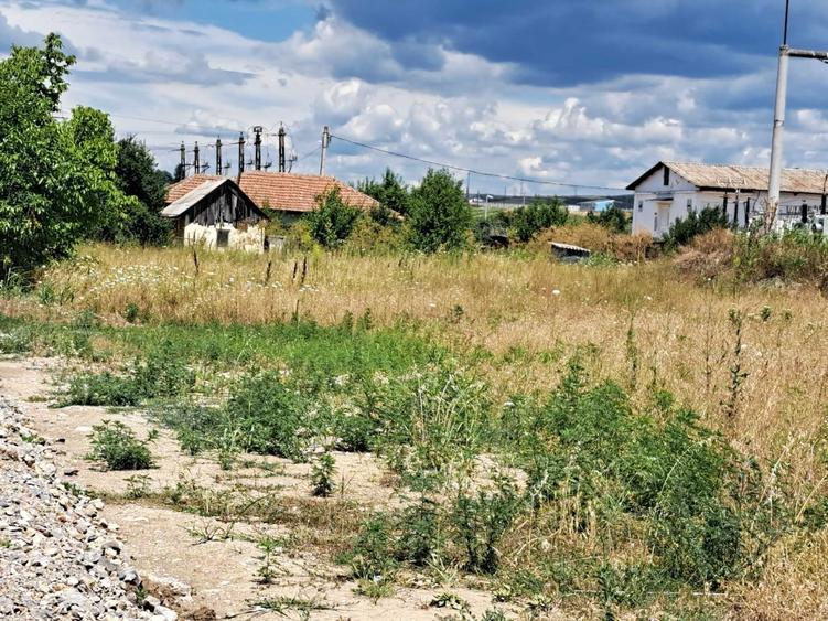 Oportunitate proiect energie: teren intravilan , langa statie electrica , pentru BATERII STOCARE ENERGIE - 2