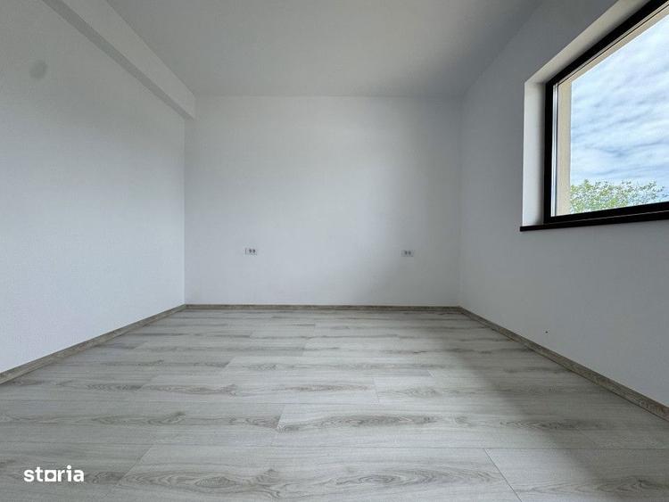 Casă cu 4 camere cu Teren 400 Mp în Clinceni