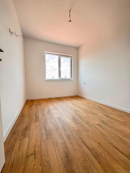 Duplex cu 4 camere cu Canalizare în Moșnița Nouă