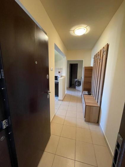 Apartament cu 2 camere decomandat în Carpați 2