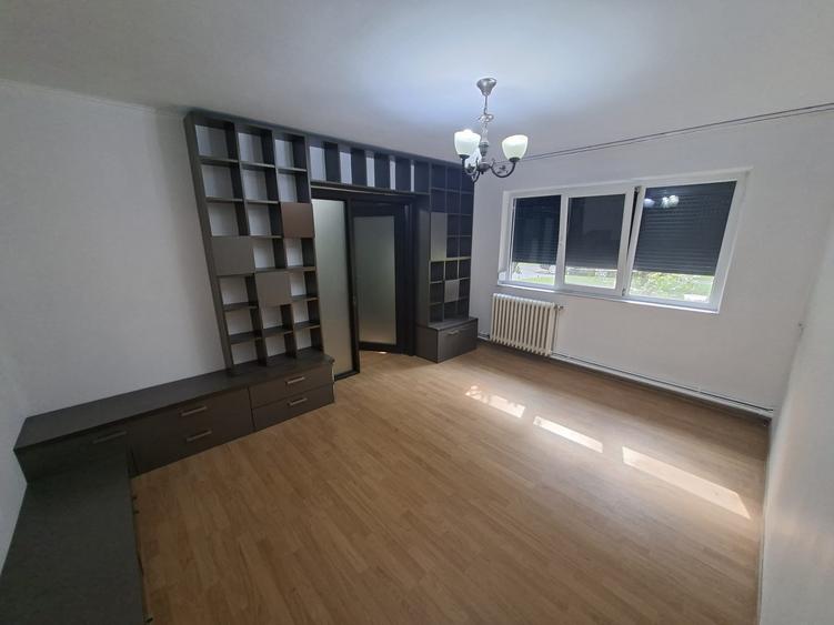 Apartament cu 2 camere nedecomandat în Alexandru cel Bun