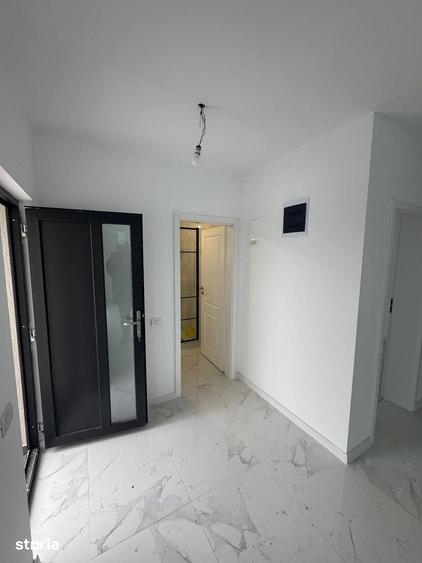 Casă cu 4 camere cu Teren 400 Mp în Olteni