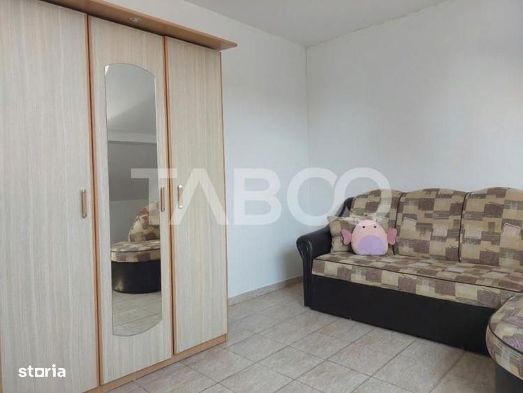 Apartament cu 3 camere decomandat, mobilat în Central