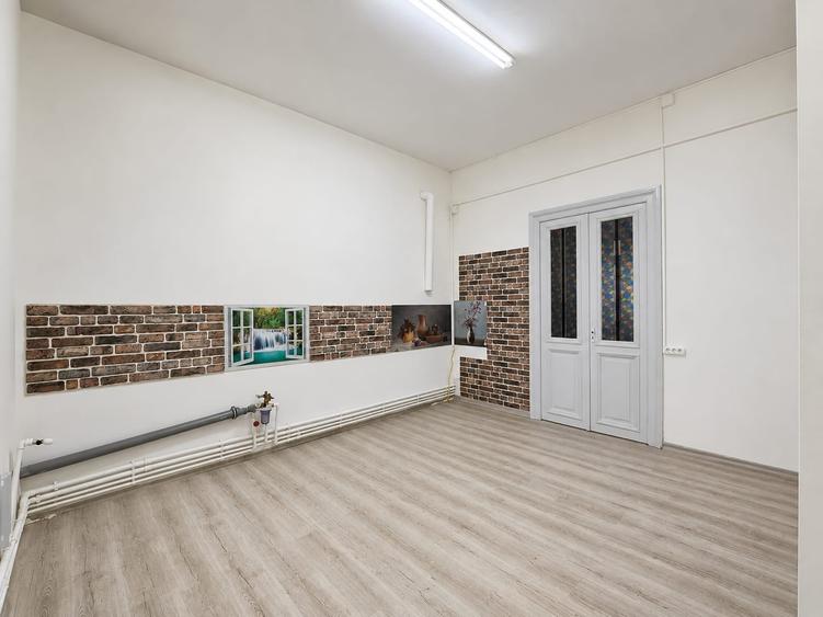 Apartament cu 2 camere decomandat în Republicii