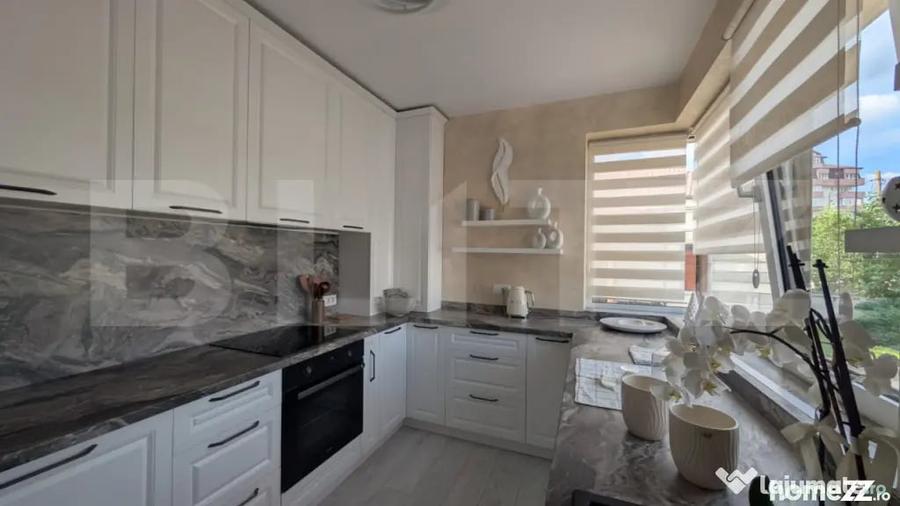 Apartament cu 3 camere decomandat în Central