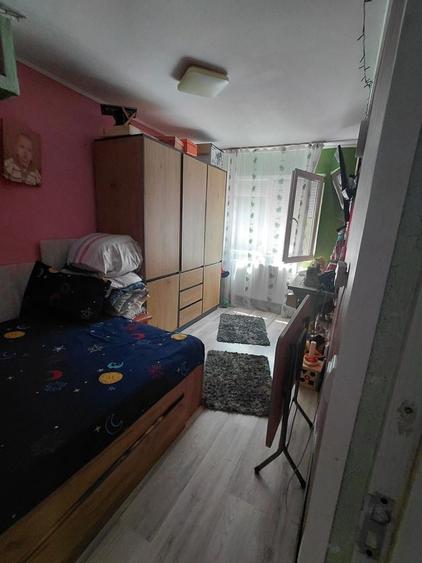 Apartament cu 2 camere semidecomandat, mobilat în Micro 40