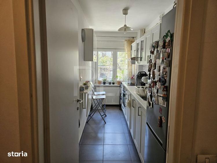 Apartament cu 2 camere semidecomandat, mobilat în Romană