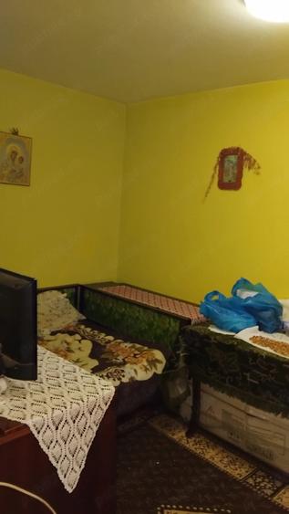 Apartament cu 3 camere nedecomandat în Nord