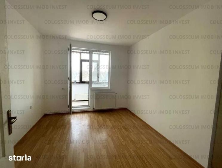 Apartament cu 3 camere decomandat în Astra