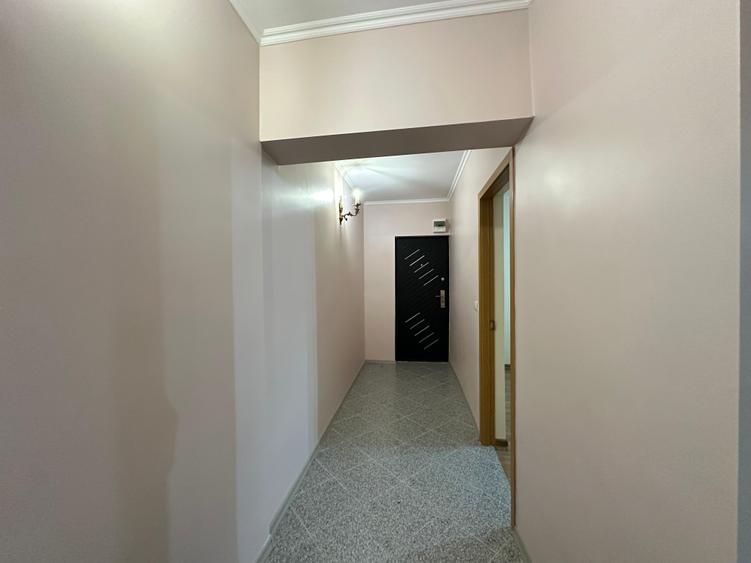 Apartament cu 2 camere decomandat în Mazepa 2