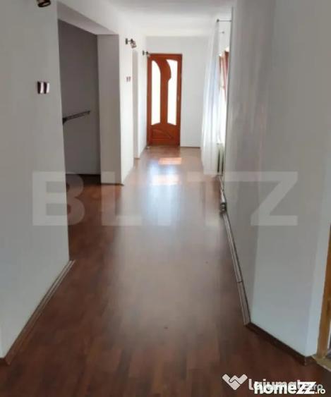 Casă cu 4 camere cu Teren 3300 Mp în Debarcader