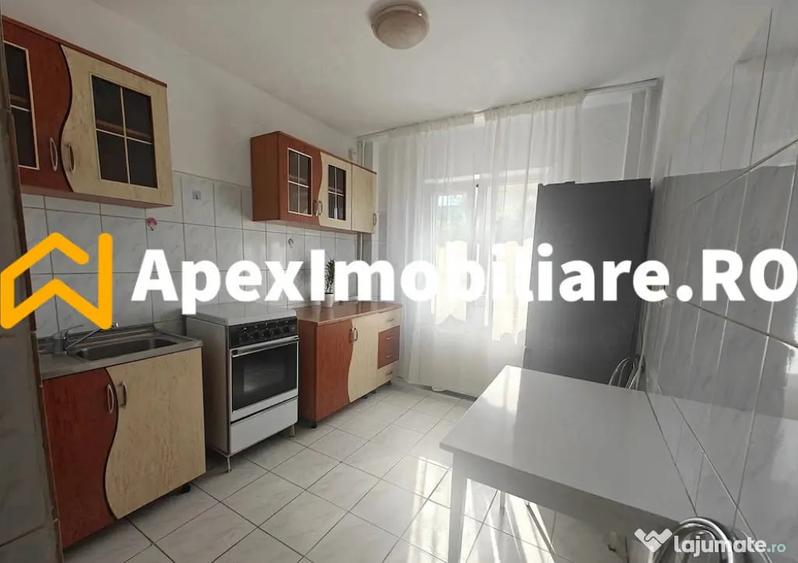 Garsonieră decomandată în Brâncoveanu