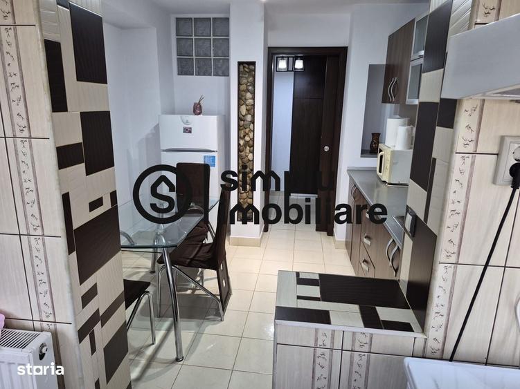 Apartament cu 2 camere decomandat în 1 Mai