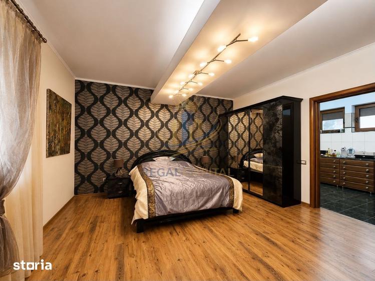 Casă cu 6 camere cu Teren 374 Mp în Sisești