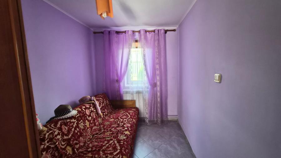 Casă individuală cu 3 camere cu Teren 515 Mp în Lazu
