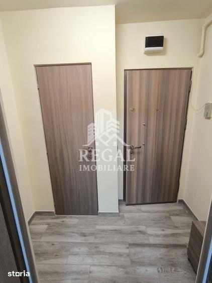 Apartament cu 2 camere semidecomandat în Micro 4