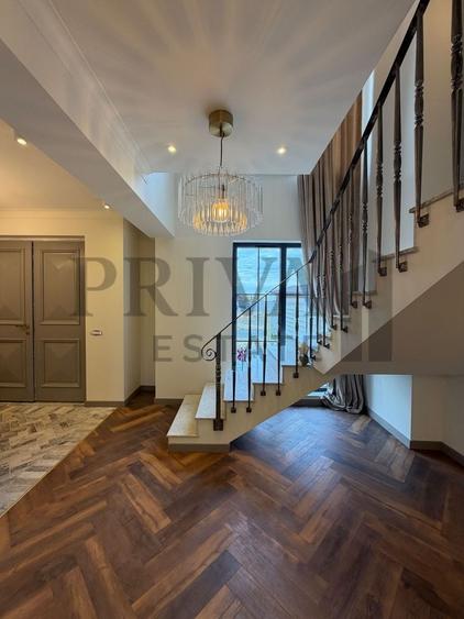 Duplex cu 4 camere cu Canalizare în Moșnița Nouă
