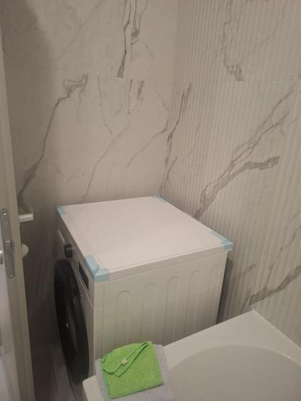 Apartament cu 2 camere decomandat în Valea Moșneagului
