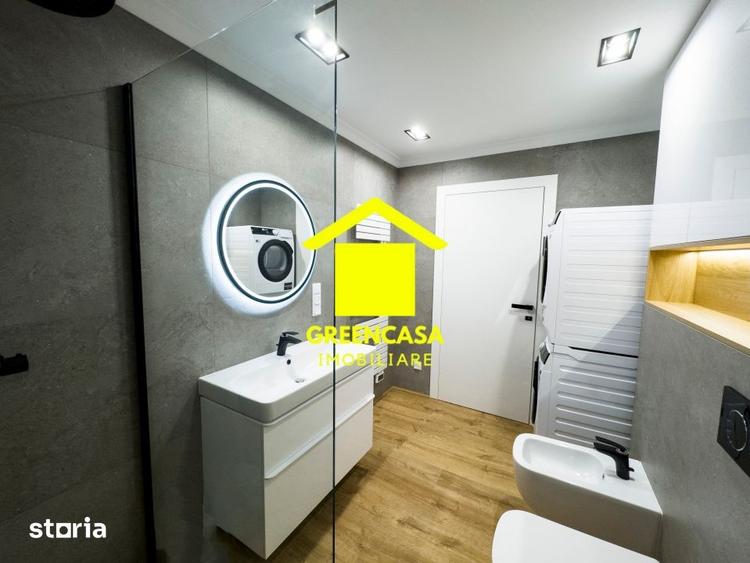 Apartament cu 3 camere semidecomandat în Florești