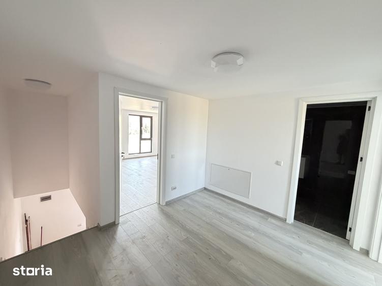 Casă cu 3 camere cu Teren 250 Mp în Domnești