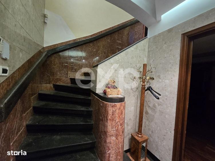 Casă cu 4 camere în Polonă