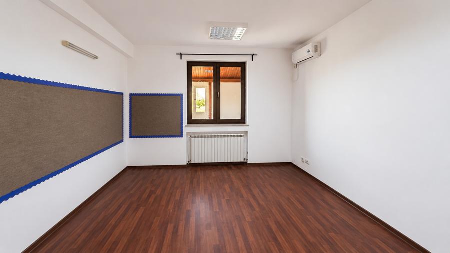 Casă individuală cu 11 camere cu Teren 1300 Mp în Pipera