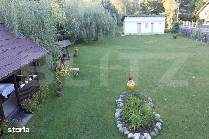 Casă cu 9 camere cu Teren 2734 Mp în Bran