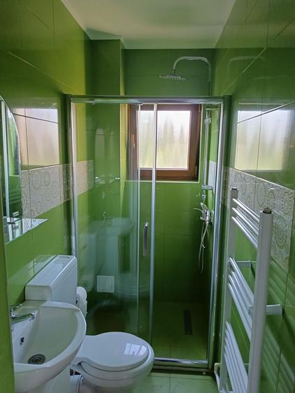 Casă cu 3 camere în Bărăbanț
