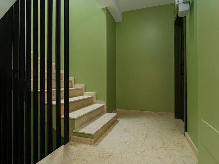 Apartament cu 3 camere decomandat, mobilat în Galata