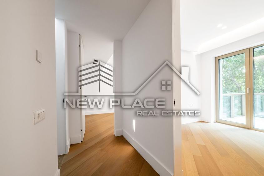 Apartament cu 3 camere decomandat în Pipera