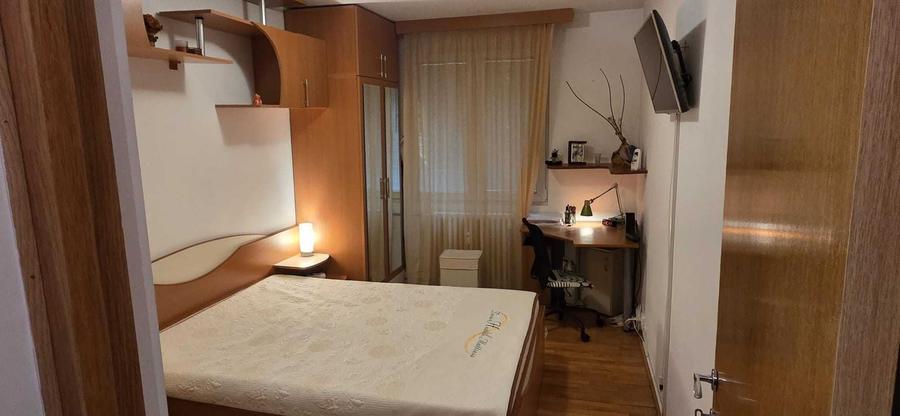 Apartament cu 2 camere decomandat în Titan