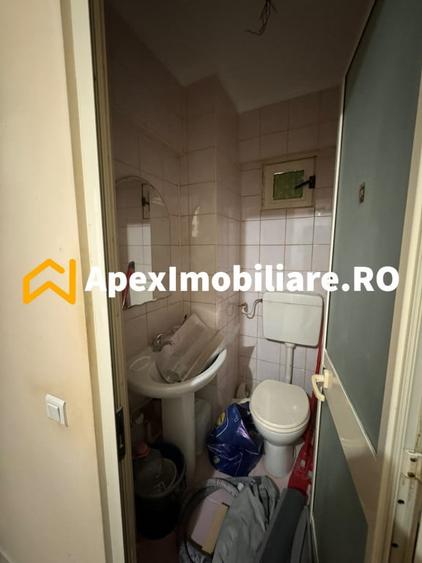 Apartament cu 3 camere decomandat, mobilat în Valea Ialomiței