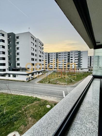 Apartament cu 2 camere semidecomandat, mobilat în Pipera