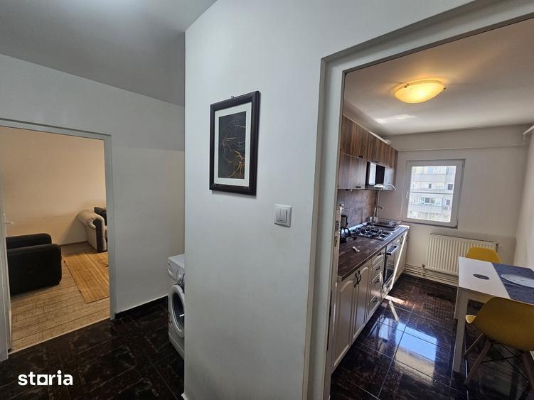 Apartament cu 2 camere decomandat în Gară