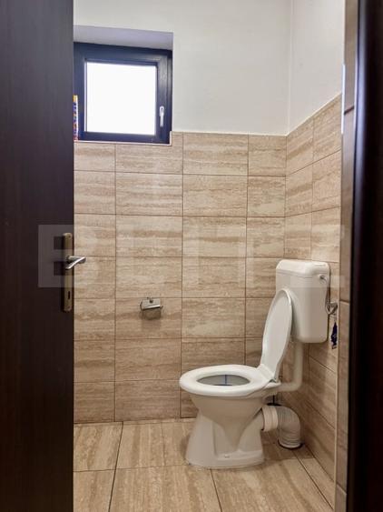 Casă individuală cu 4 camere cu Canalizare în Lazuri