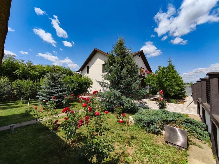 Casă cu 4 camere cu Teren 600 Mp în Ciolpani