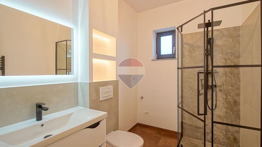 Casă individuală cu 3 camere cu Teren 426 Mp în Tărlungeni